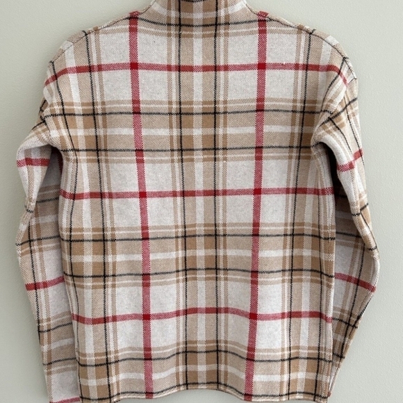 Tahari Sweaters - Tahari Women Turtleneck Pane Plaid Sweater Top Sz S